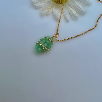 green aventurine necklace, dainty raw crystal necklace, healing crystal necklace, gifts for her